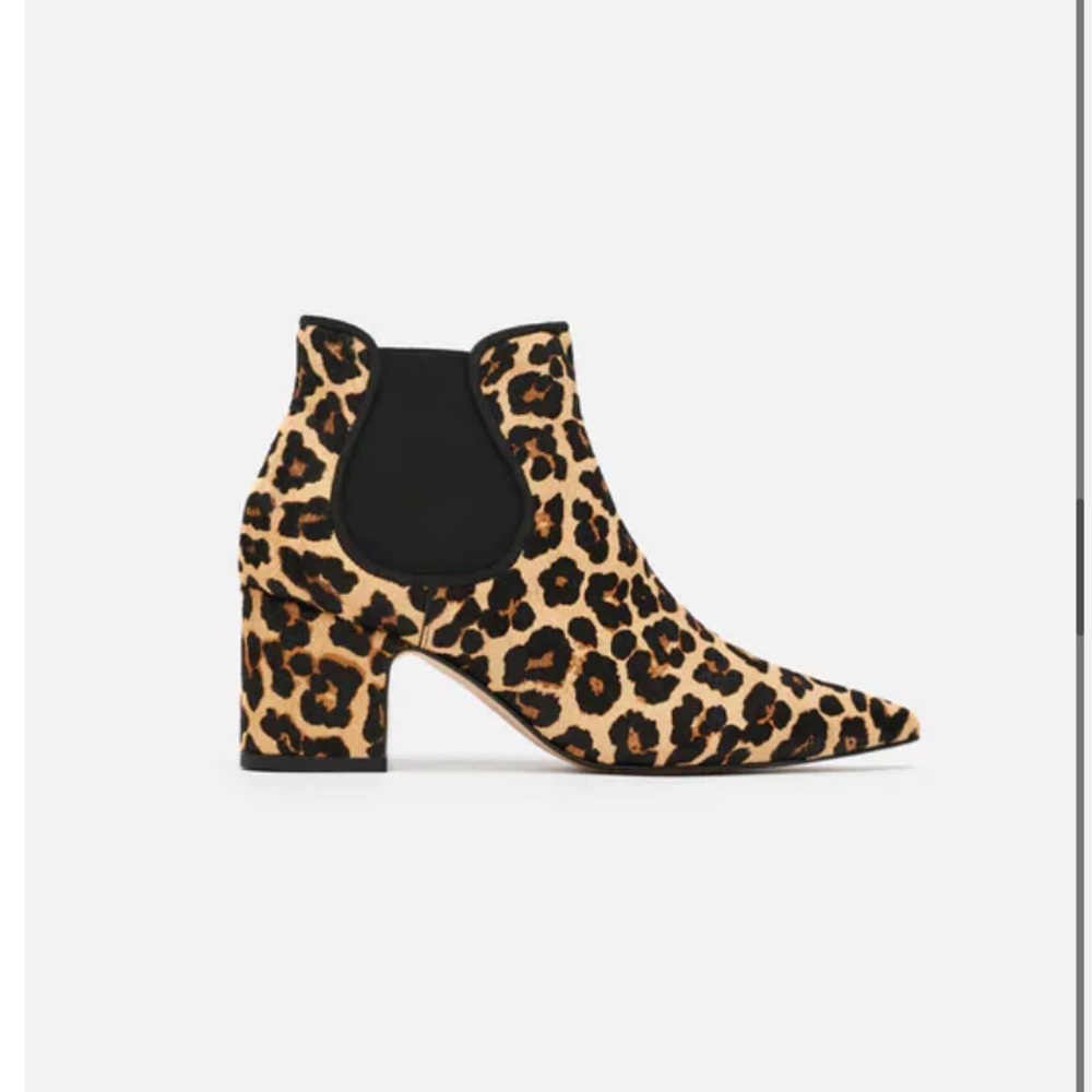 Leopard leather bootie